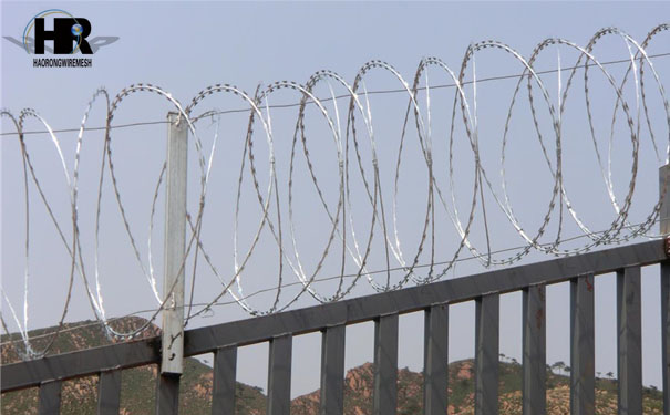 刀片刺繩 刀片刺繩